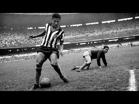 Garrincha - 30 Dribles Mágicos do Anjo de Pernas Tortas!