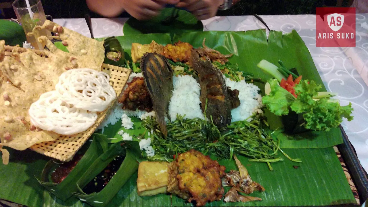 REVIEW HOTEL MURAH DAN RECOMENDED DI BATU | THE BATU VILLAS AND HOTEL | HOTEL REVIEW (HORE). 