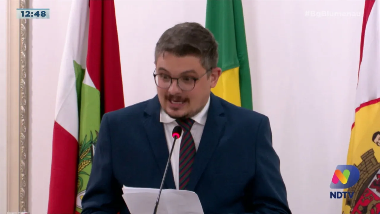 Cerimonia de diplomação ocorre com documentes virtuais