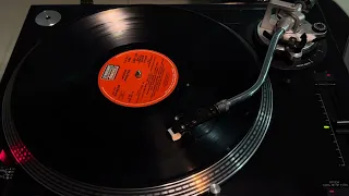 pakdo pakdo jakdo jakdo kishor kumer usha mangeshkar naseeb 1981 lp record