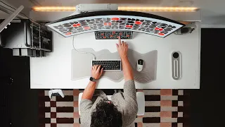 I built the hybrid desk setup I ve always wanted