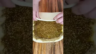 فطائر الزعتر بأسهل وألذ طريقة  فطائر الزعتر بأسهل وألذ طريقة
