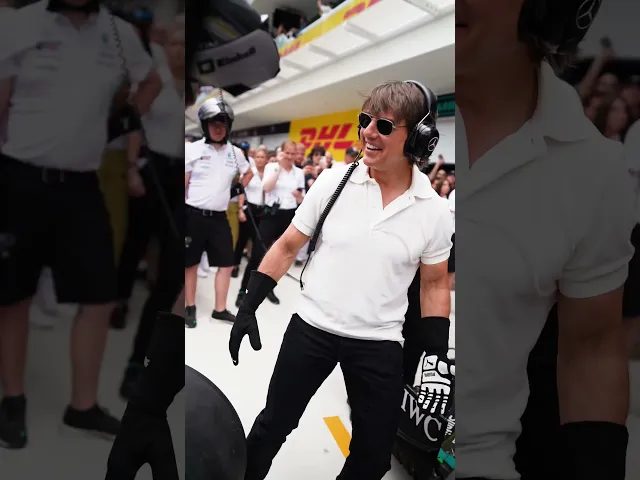 Tom Cruise Pit Stop Practice With Our Team.