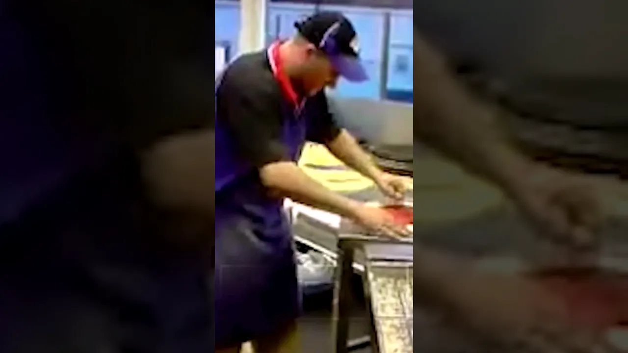 Super Fast Pizza Making Skills!