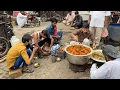 Download Lagu HOT \u0026 FRESH SIRI PAYE | BEST DESI NASHTA IN PAKISTAN | JEDA SIRI PAYE STREET FOOD BREAKFAST