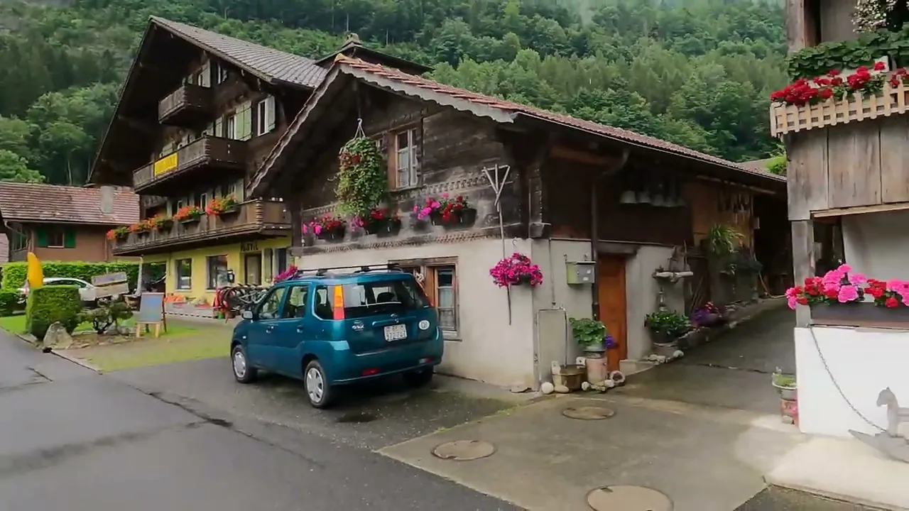 Iseltwald - Switzerland Walking Tour 4k Video  Summer 2021