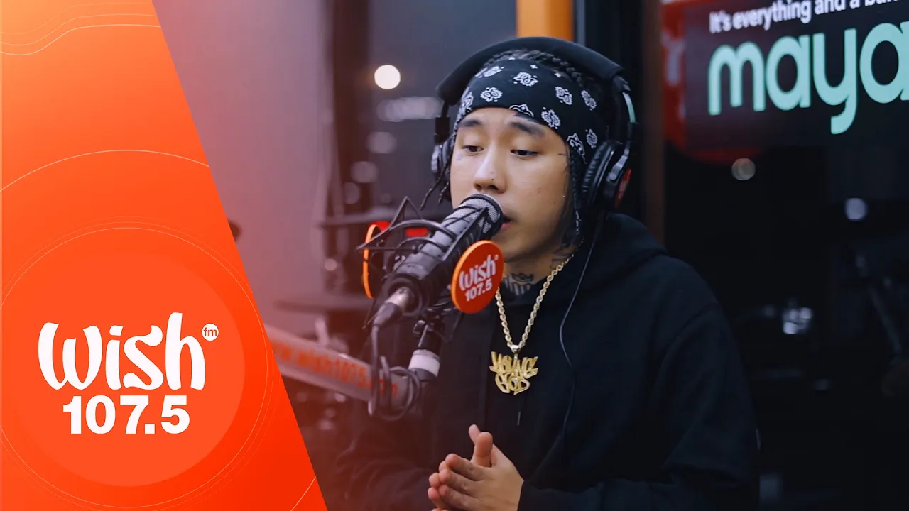 Shanti Dope performs "Maya" LIVE on Wish 107.5 Bus