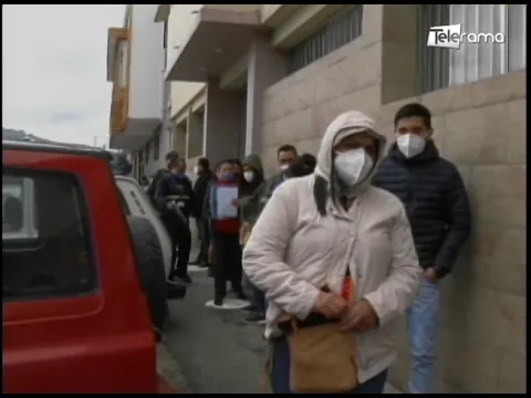 Ciudadanos denuncian falta de agilidad en el registro civil