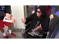 Download Lagu Natalie Cole In A Wheelchair At LAX, On NFL Championship, Says 'Seahawks All The Way!'