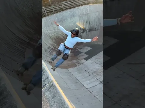 Huge backyard bowl in NC! #rollerskating #skate #rollersports