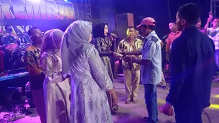 anisa rahma banjir saweran