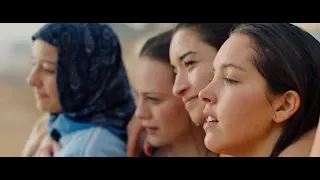 PAPICHA Bande Annonce