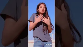 قلبي بيوجعني محتاج حد يدلعني دندنها