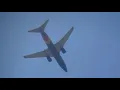 Southwest Airlines Boeing 737-7H4 WN2745 N295WN landing to ISP Airport over my house from BWI