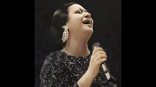 أم كلثوم روح قلبي يا حياة أيامي الحب كله  أم كلثوم روح قلبي يا حياة أيامي الحب كله