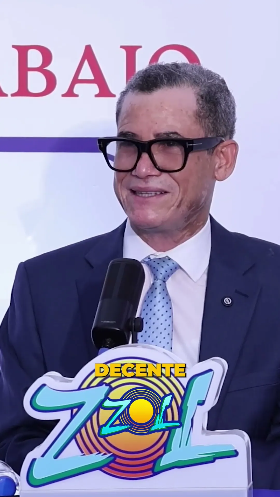 EDDY OLIVARES PLANTEA FORMALIZAR A LOS EMPACADORES DE SUPERMERCADOS