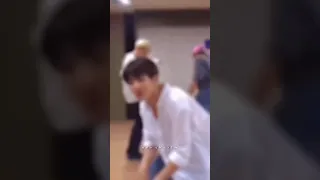 كل دقة بقلبي بتنديك تصميم تاي و كوك 