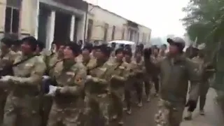 هذا وينه الكال ماعدكم رجال   و بالنجف مدفون حماي الحمه دندنها