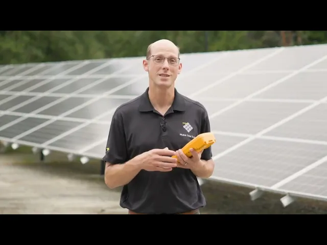 Thumbnail for the FLUKE Solar Multimeter and Clamp Meter video - Limit Gauge
