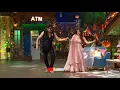 Juhi Chawla & Jackie Shroff (नकली ) Dance On " Mere Mehboob Mere Sanam " Song in Kapil Sharma show