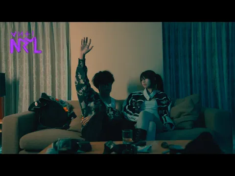 Video Thumbnail: Tenxi, Jemsii - Bintang 5 (Official Music Video)