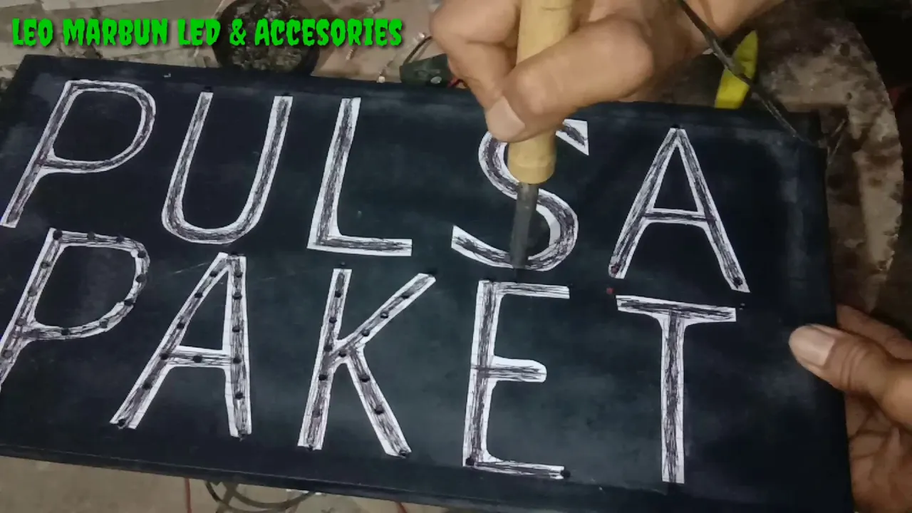 Papan Harga Pulsa