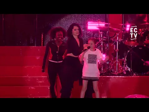 Download MP3 Jessie J - Masterpiece (ft a 10 years old girl picked from the crowd) at Electric Castle, Romania
