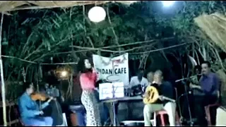 مني مجدي بين الريد والهواء اداء اكثر من روعة 