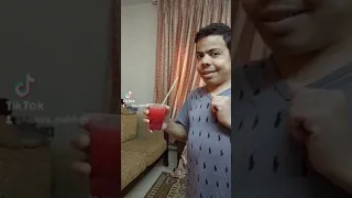 الي شرب العصير يعمل لايك والي ما شرب عصير يعمل اشتراك Shorts 