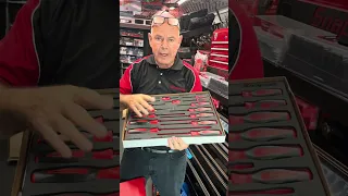 Snap - On 16pc screwdriver set in foam