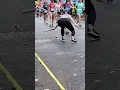 Download Lagu Rat Chases Woman at NYC Marathon || ViralHog
