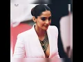 Famous Bollywood Oops Moments With Pics