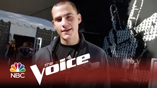 The Voice 2014 - Chris Answers Your Twitter Questions YouTube Exclusive