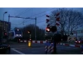 Download Lagu Spoorwegovergang Leiden // Dutch railroad crossing