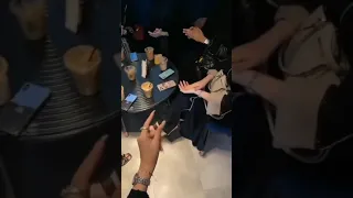 ليلة خميس كلن مع حبيبة وحنا محد قلنا كيفك 