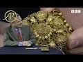Lagu Highest Value Item Takes Owner Completely By Surprise | Antiques Roadshow