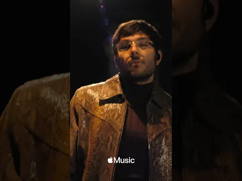 Music Room por @AppleMusic ¡Ay Mamá! 👹