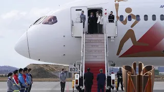 شاهد وصول شعلة دورة الألعاب الأولمبية لعام 2020 إلى طوكيو 