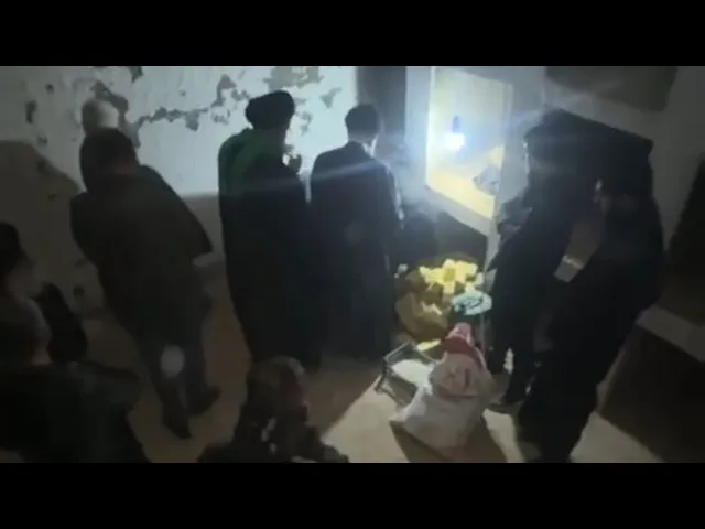 ⁣نعي الشيخ جعفر الدجيلي أثناء دفن العلوية كريمة السيد محمد هادي نجل آية الله السيد محمد رضا الخرسان