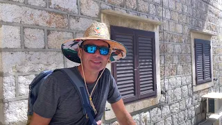 Vis Croatia by Scooter @SailingAWEN