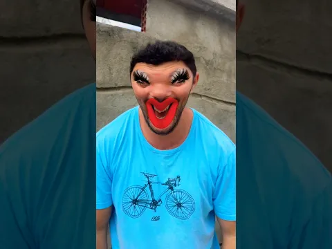 A maquiagem da mamãe