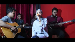 Download Citra Scholastika - Pasti Bisa Live Acoustic Cover by RST Coustic MP3