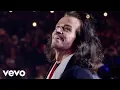 Download Lagu Yanni - Santorini (Official Live Video From the Pyramids in 1080p)