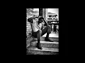Leon Bridges - Shy (LYRICS HD)