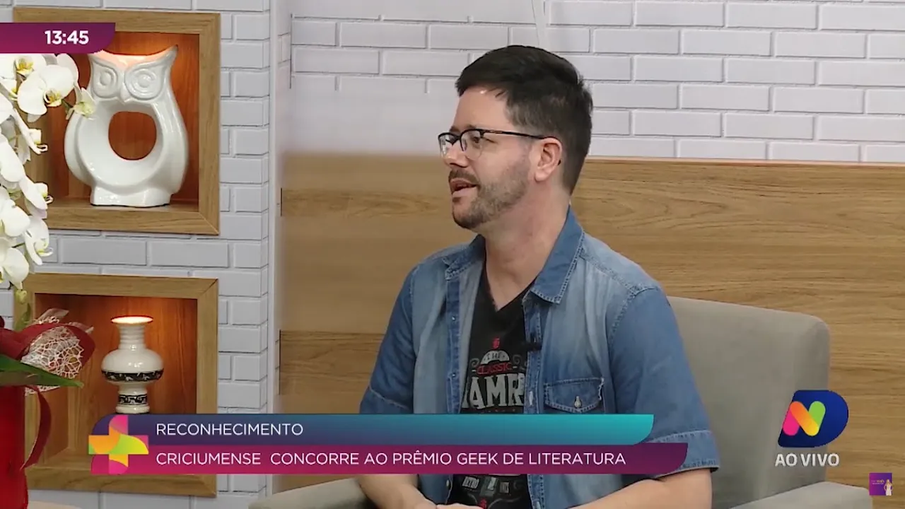 Reconhecimento: criciumense concorre ao prêmio geek de literatura