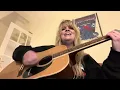 Tenille Townes -  I Kept The Roses
