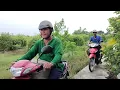 Download Lagu Hai Anh Em Làm Chuyện Gì Mà Chạy Xe máy Ra Vườn.. Kiệt Làng Quê.