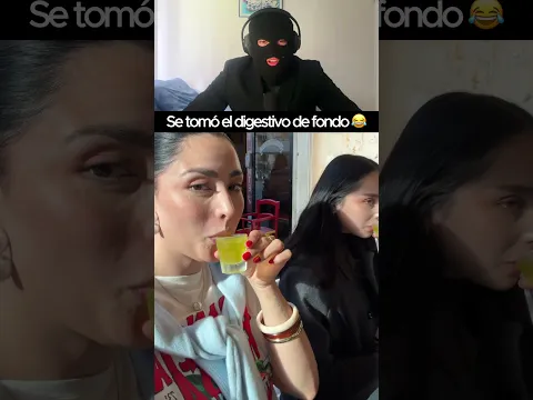 Se tomó el digestivo como si fuera un shot 😂