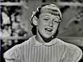 Janet Lennon with Huckleberry Pie