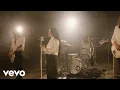 Download Lagu Kelsy Karter \u0026 The Heroines - Hotel Flamingo (Performance Visual)